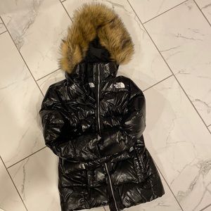 Ladies North Face in Black.